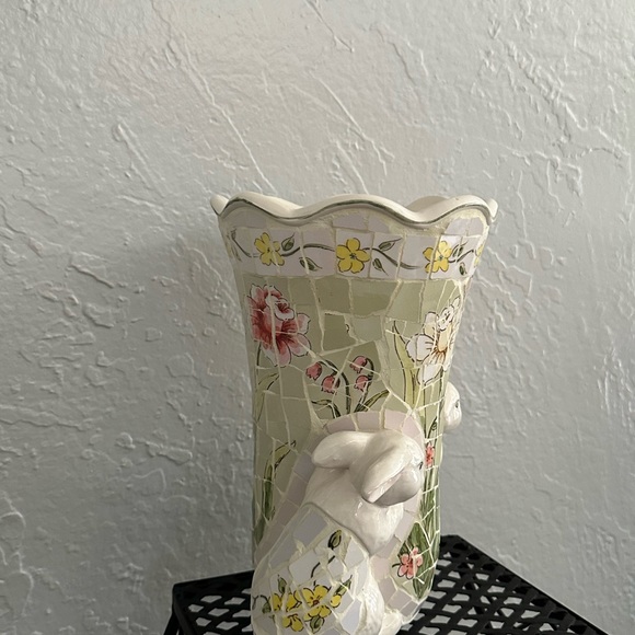 Vintage broken china mosaics Rabbits Floral vase - Picture 14 of 15